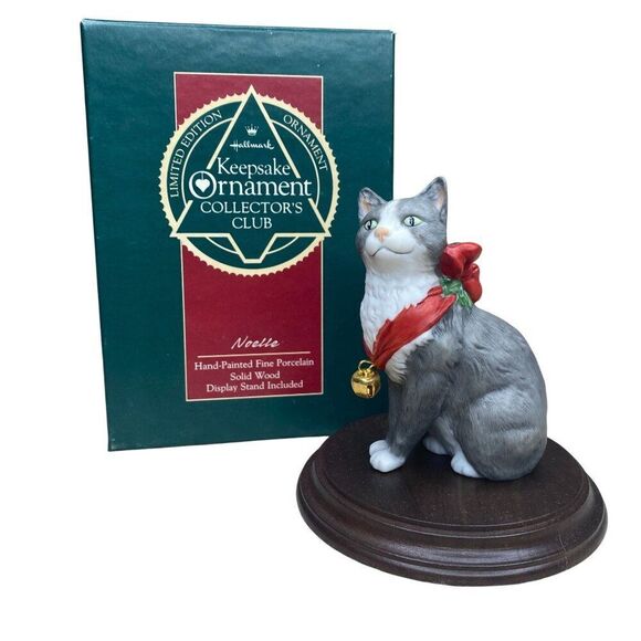 Noelle 1989 Hand-Paint Porcelain Cat Hallmark Keepsake Ornament Collectors Club - Picture 1 of 7